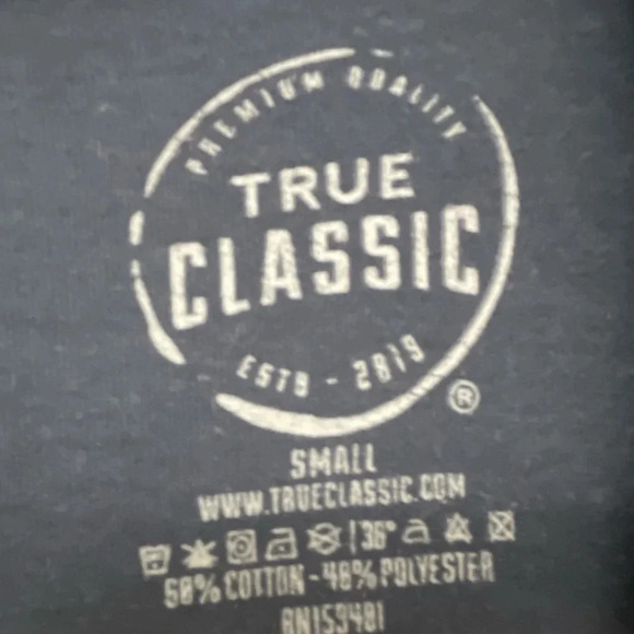 TRUE CLASSIC Fitted Crew Neck Top - Picture 2 of 2